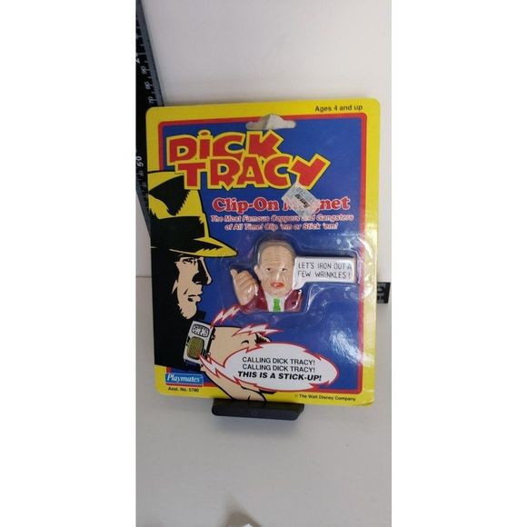 Vintage 1990 Dick Tracy PRUNEFACE Disney Clip On Magnet On Card New - Picture 2 of 4